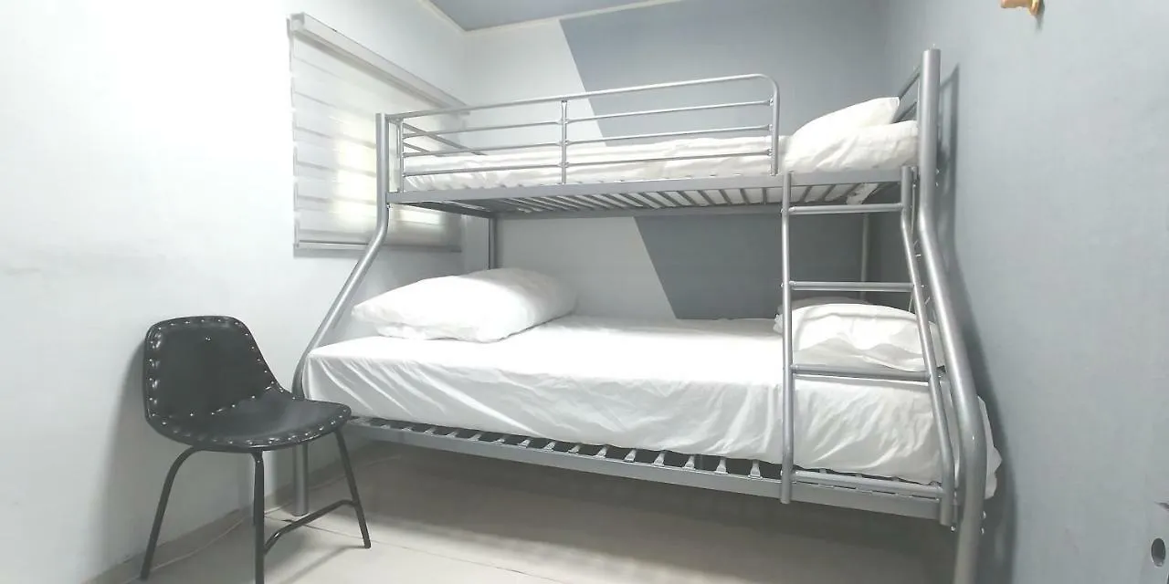 Toy Guesthouse Seoul Guest house
